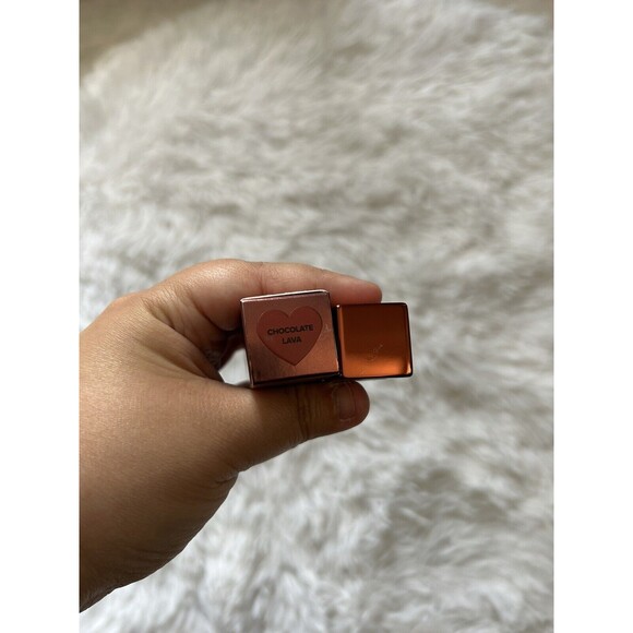 New TOO FACED Chocolate Lava Cocoa Bold Em Power Cream Lipstick - Picture 3 of 3
